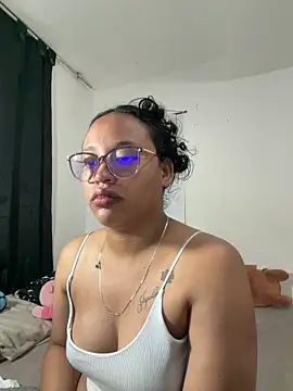 Snapshot of angela_angels_ chatting on April 4, 2026, 10:00 am angela angels online show from April 4, 2026, 10:00 am