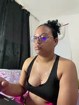 Snapshot of angela_angels_ chatting on April 17, 2026, 12:52 pm angela angels online show from April 17, 2026, 12:52 pm