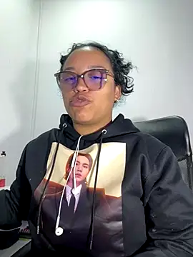 Snapshot of angela_angels_ chatting on November 7, 2025, 2:49 am angela angels online show from November 7, 2025, 2:49 am