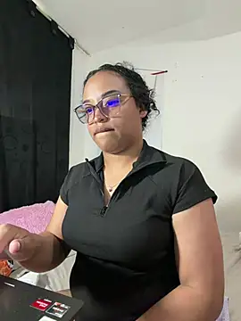 Snapshot of angela_angels_ chatting on May 24, 2026, 9:36 pm angela angels online show from May 24, 2026, 9:36 pm