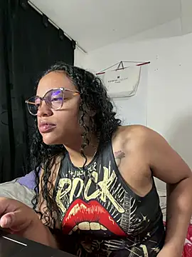 Snapshot of angela_angels_ chatting on May 25, 2026, 10:36 am angela angels online show from May 25, 2026, 10:36 am