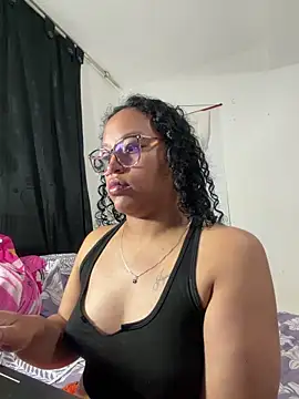 Snapshot of angela_angels_ chatting on April 18, 2026, 4:15 am angela angels online show from April 18, 2026, 4:15 am