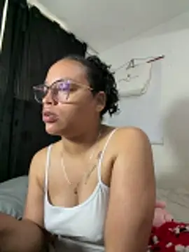 Snapshot of angela_angels_ chatting on May 30, 2026, 1:06 pm angela angels online show from May 30, 2026, 1:06 pm