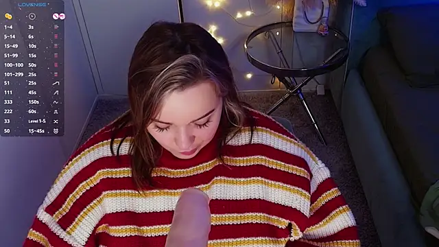 Snapshot of AlliceBrown_ chatting on January 17, 2025, 7:27 pm AlliceBrown online show from January 17, 2025, 7:27 pm