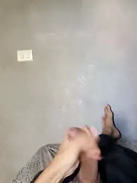 Snapshot of Juliano69xv chatting on March 20, 2025, 1:26 pm Juliano69xv online show from March 20, 2025, 1:26 pm