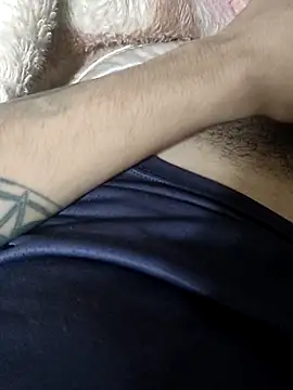 Snapshot of Juliano69xv chatting on October 4, 2025, 1:23 pm Juliano69xv online show from October 4, 2025, 1:23 pm