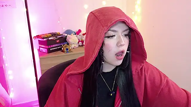 Snapshot of p3ach1 chatting on November 10, 2025, 12:04 am p3ach1 online show from November 10, 2025, 12:04 am