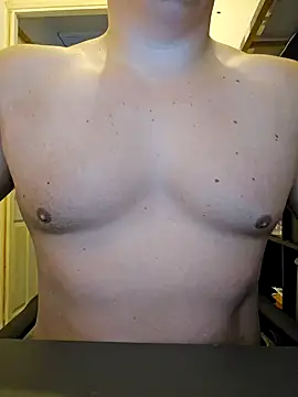 Snapshot of massivemax chatting on December 2, 2024, 1:52 pm massivemax online show from December 2, 2024, 1:52 pm