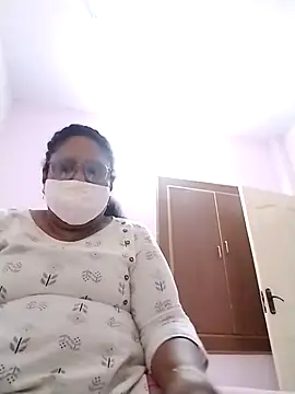 Snapshot of Pushpavathi_78 chatting on April 29, 2026, 11:47 am Pushpavathi 78 online show from April 29, 2026, 11:47 am