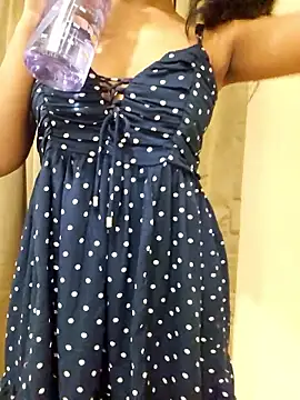 Tanisha789 online show from October 7, 2025, 7:37 pm