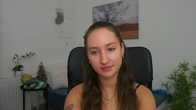 magic   smile online show from December 30, 2024, 1:03 pm