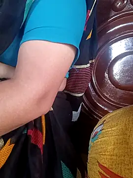 Snapshot of lakey91girl chatting on April 13, 2026, 2:37 am lakey91girl online show from April 13, 2026, 2:37 am