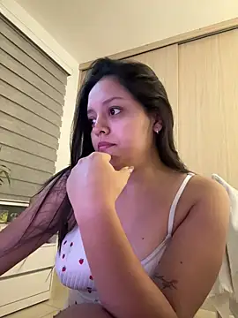 kenndall 21 online show from February 10, 2026, 2:54 am