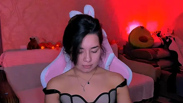 Snapshot of Swee_Alicee chatting on September 17, 2025, 6:43 pm Swee Alicee online show from September 17, 2025, 6:43 pm