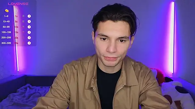 Snapshot of denlover1 chatting on December 3, 2025, 1:10 pm denlover1 online show from December 3, 2025, 1:10 pm