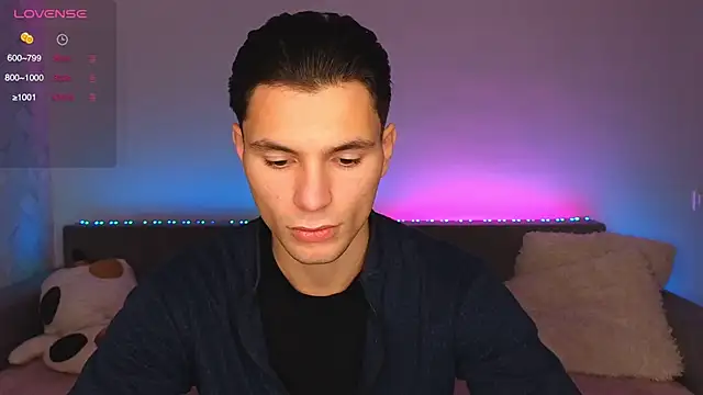 Snapshot of denlover1 chatting on November 3, 2025, 7:46 am denlover1 online show from November 3, 2025, 7:46 am