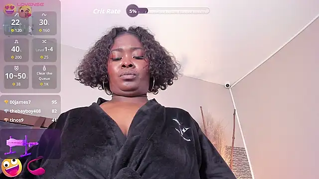 zoe 23  online show from October 26, 2025, 11:10 am