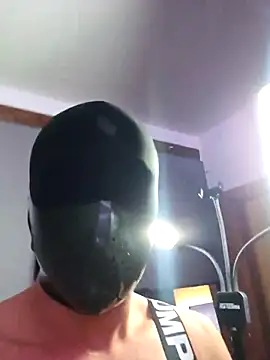 manforhotfun online show from September 18, 2025, 12:13 am