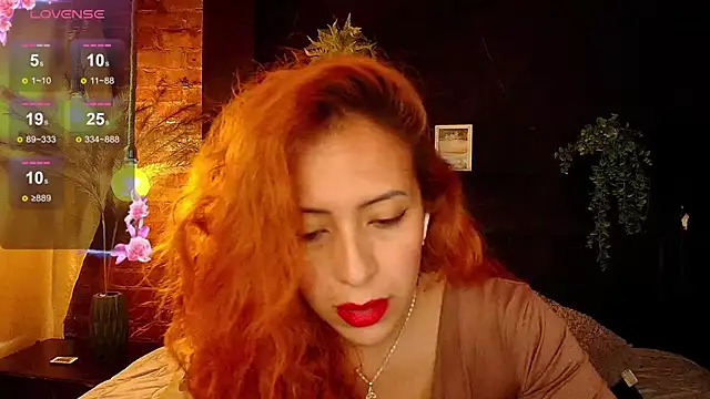 Snapshot of sahra_taylor_ chatting on February 9, 2026, 5:11 pm sahra taylor online show from February 9, 2026, 5:11 pm