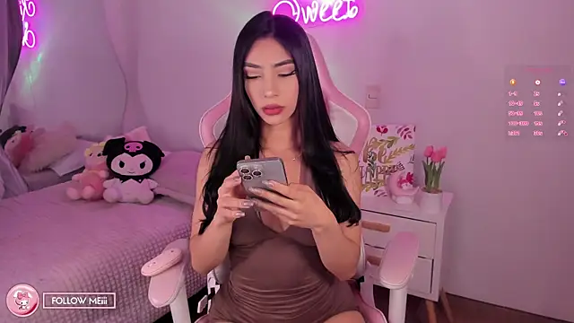 Snapshot of kimmy__sweet chatting on March 3, 2025, 11:14 pm kimmy sweet online show from March 3, 2025, 11:14 pm