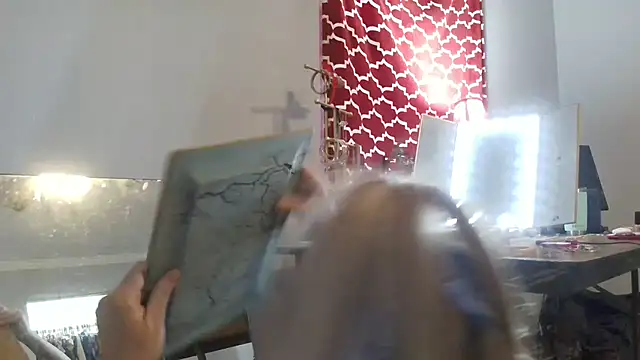 Snapshot of BluEyeGemini333 chatting on December 21, 2024, 10:30 pm BluEyeGemini333 online show from December 21, 2024, 10:30 pm