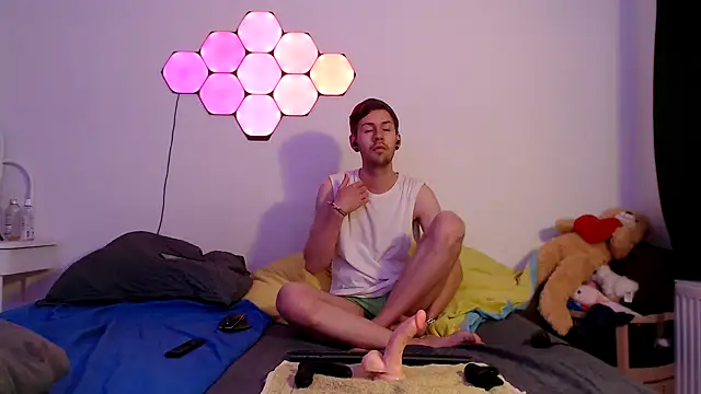 Snapshot of jonny-bisexual chatting on March 6, 2026, 7:20 pm jonny-bisexual online show from March 6, 2026, 7:20 pm