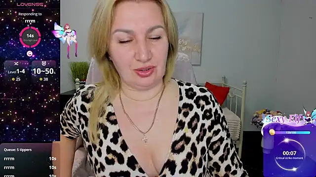 Snapshot of Lili_Crossi chatting on April 25, 2026, 6:05 am Lili Crossi online show from April 25, 2026, 6:05 am