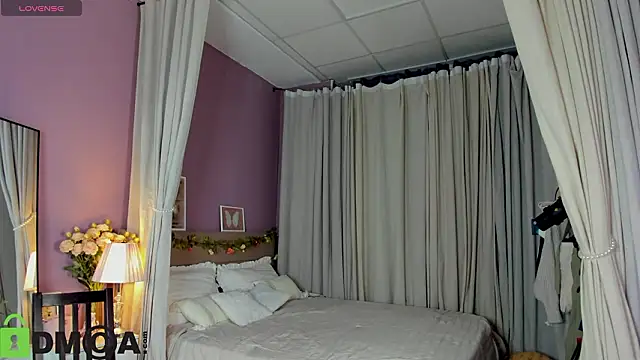 Miss you kiss online show from February 9, 2026, 1:03 am