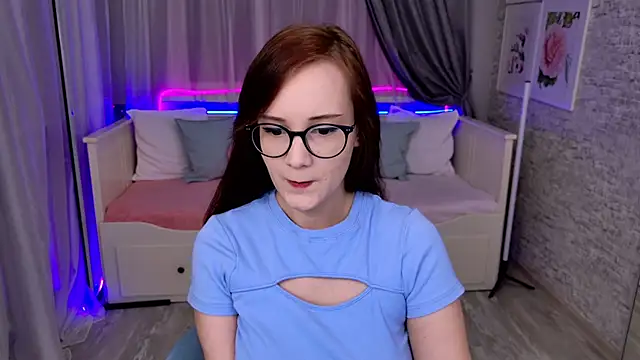 Snapshot of StellaGloww chatting on September 29, 2025, 4:34 pm StellaGloww online show from September 29, 2025, 4:34 pm