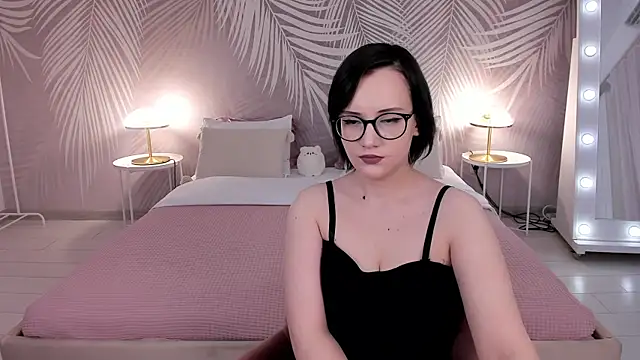 Snapshot of StellaGloww chatting on March 20, 2025, 5:13 am StellaGloww online show from March 20, 2025, 5:13 am