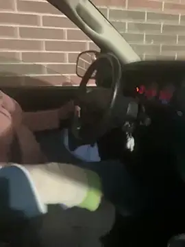 Snapshot of yeswewill13 chatting on December 21, 2024, 5:14 am yeswewill13 online show from December 21, 2024, 5:14 am