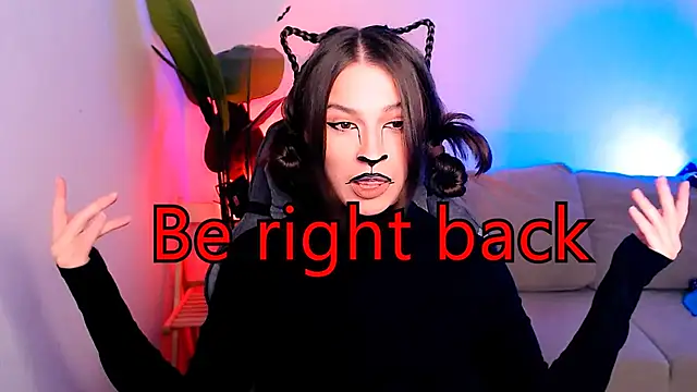 M Sensual online show from February 6, 2026, 4:30 am