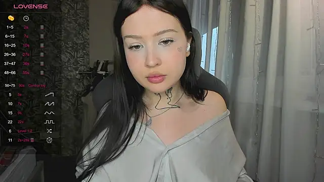 Snapshot of kate8ketee8 chatting on February 2, 2025, 1:30 pm kate8ketee8 online show from February 2, 2025, 1:30 pm