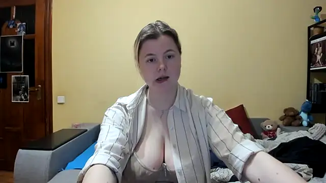 Snapshot of LillyDepp chatting on February 21, 2026, 4:31 pm LillyDepp online show from February 21, 2026, 4:31 pm