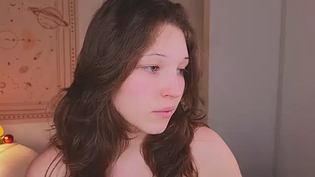 cherry lea online show from December 13, 2025, 8:04 pm