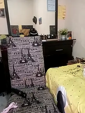 Snapshot of FreakySag_8888 chatting on October 3, 2025, 4:52 pm FreakySag 8888 online show from October 3, 2025, 4:52 pm