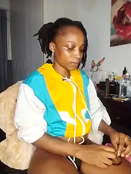 Snapshot of FreakySag_8888 chatting on March 16, 2025, 2:43 am FreakySag 8888 online show from March 16, 2025, 2:43 am