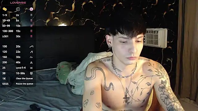 Snapshot of Apolo_Hidalgo01 chatting on January 17, 2026, 10:46 pm Apolo Hidalgo01 online show from January 17, 2026, 10:46 pm