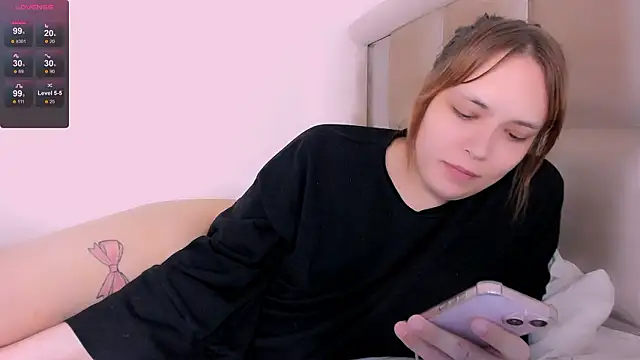 Snapshot of fem_to chatting on February 8, 2026, 6:38 pm fem to online show from February 8, 2026, 6:38 pm