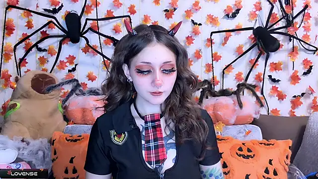 Snapshot of _Devill_Baby chatting on November 8, 2025, 5:27 pm Devill Baby online show from November 8, 2025, 5:27 pm