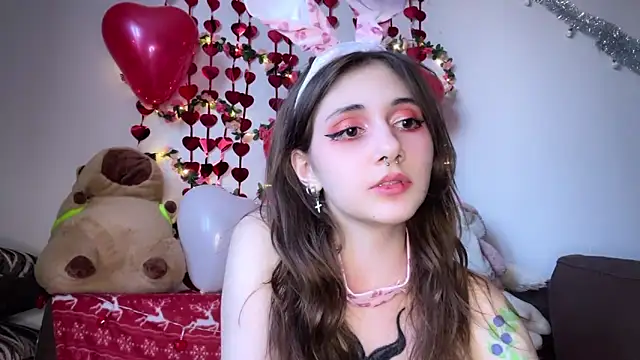 Snapshot of _Devill_Baby chatting on February 15, 2025, 5:19 am Devill Baby online show from February 15, 2025, 5:19 am