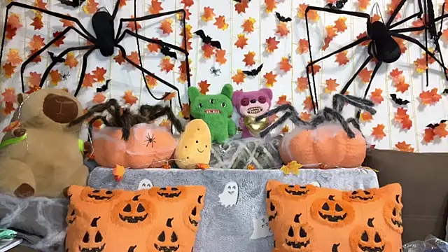 Snapshot of _Devill_Baby chatting on October 11, 2025, 5:36 pm Devill Baby online show from October 11, 2025, 5:36 pm