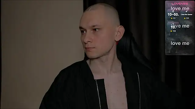 STRONGBEAUTY282 online show from October 15, 2025, 11:46 pm