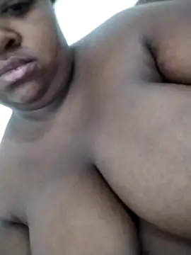 Snapshot of HotBootyBabe90 chatting on November 10, 2025, 5:01 am HotBootyBabe90 online show from November 10, 2025, 5:01 am