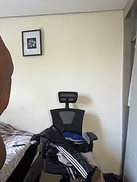 AdonisKnight online show from October 15, 2025, 9:45 pm