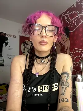 Snapshot of badgirllilli chatting on September 26, 2025, 1:12 am badgirllilli online show from September 26, 2025, 1:12 am