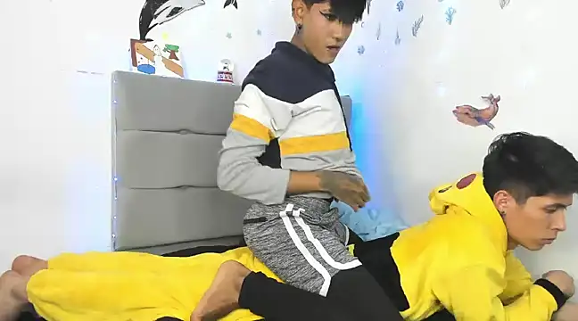 Snapshot of andrew_uwu_ chatting on December 14, 2024, 1:06 am andrew uwu online show from December 14, 2024, 1:06 am