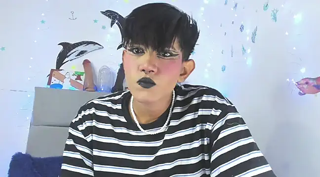 Snapshot of andrew_uwu_ chatting on December 18, 2024, 12:43 am andrew uwu online show from December 18, 2024, 12:43 am