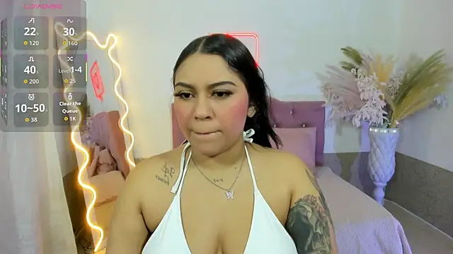 kendra tay online show from December 23, 2025, 3:17 am