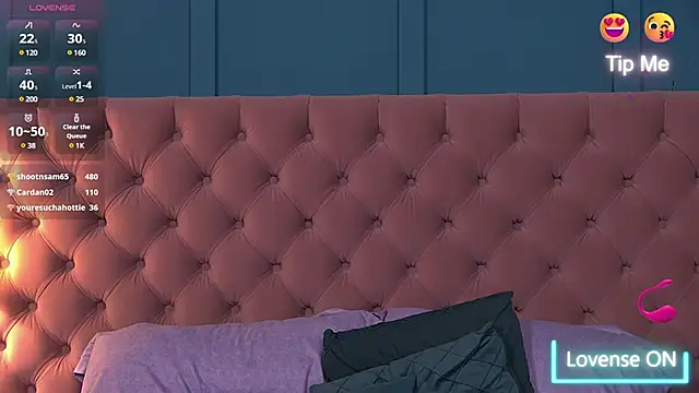 Mazeekyn online show from December 6, 2024, 8:01 pm